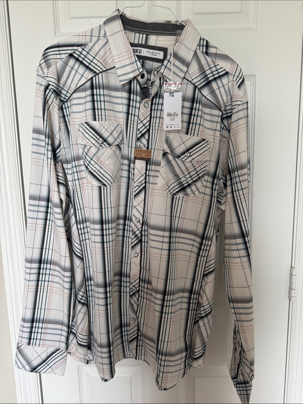 BKE Men's Cream Plaid Button-Down Shirt with Black and Gray Accents